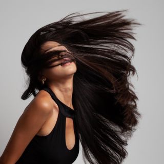 Fortifica e protegge i tuoi capelli